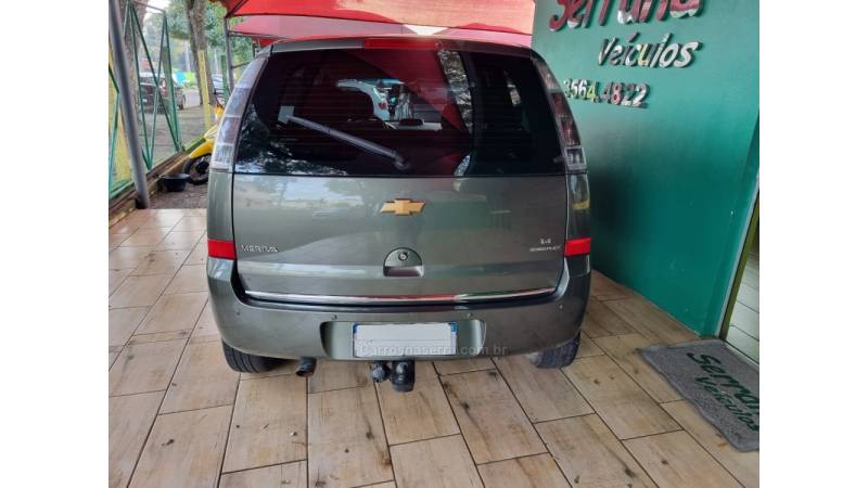 CHEVROLET - MERIVA - 2010/2011 - Verde - R$ 38.900,00