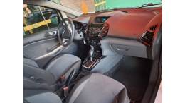 FORD - ECOSPORT - 2015/2015 - Branca - R$ 59.900,00
