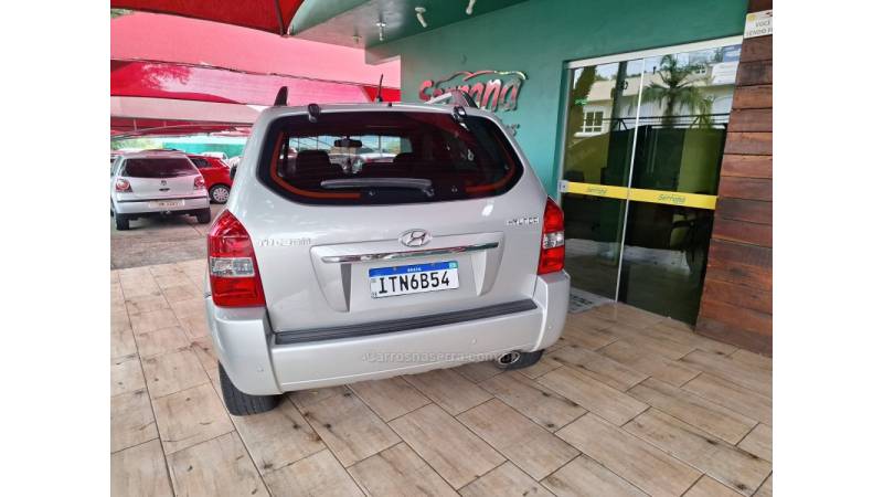 HYUNDAI - TUCSON - 2014/2014 - Prata - R$ 53.900,00