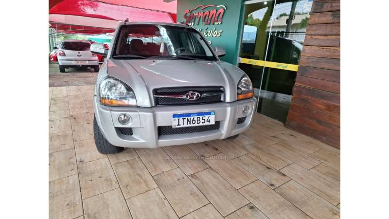 HYUNDAI - TUCSON - 2014/2014 - Prata - R$ 53.900,00